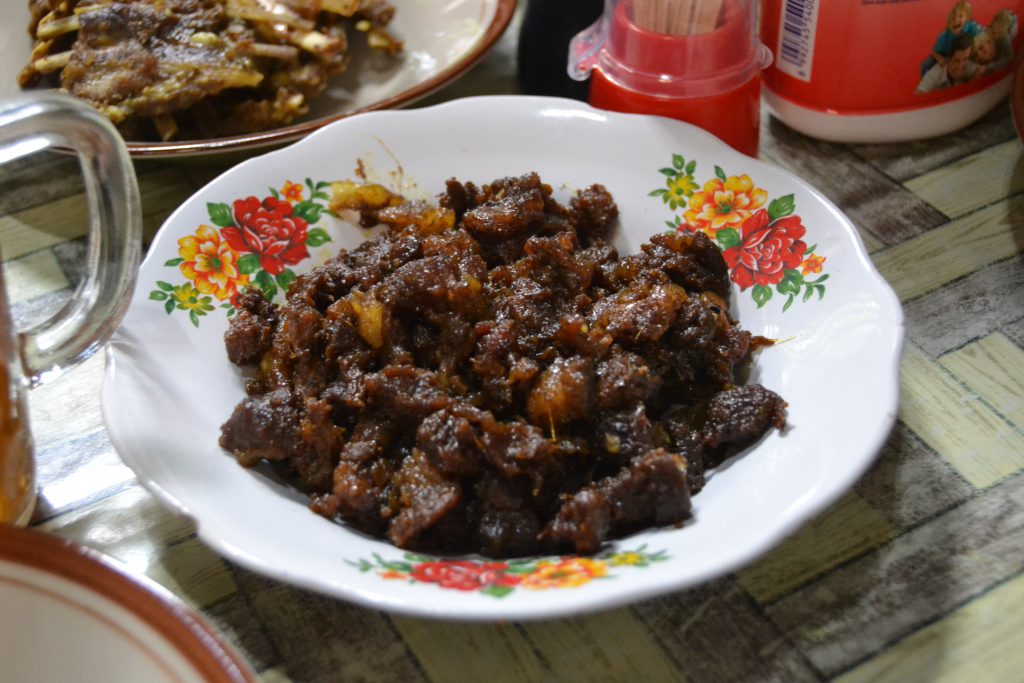 Gule Melung, Lezatnya Bikin Lidah Menggulung