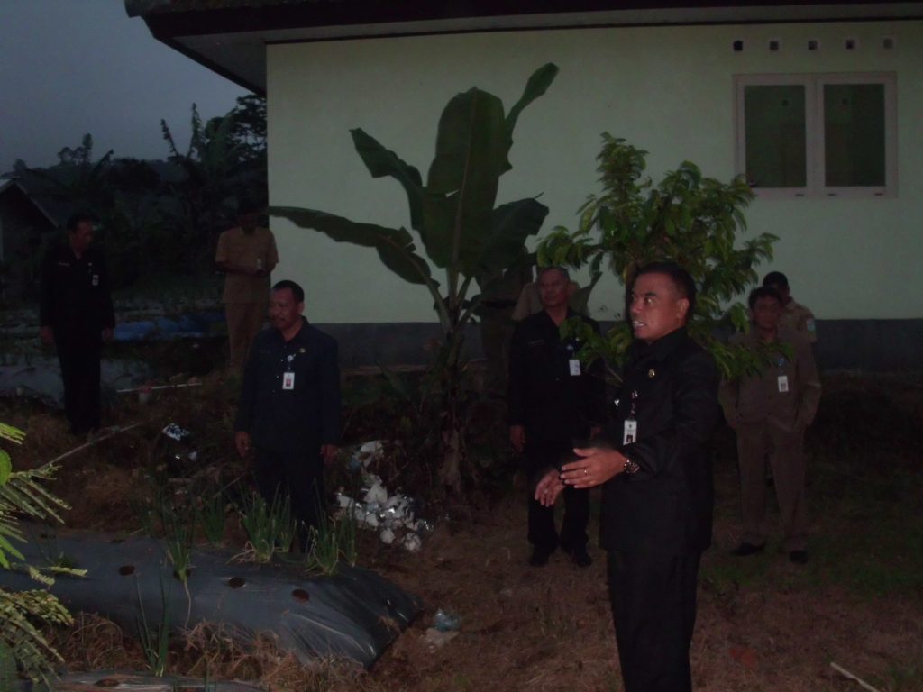 Untuk Kepentingan Umat, Bupati Hibahkan 2 Bidang Tanah ke Kemenag