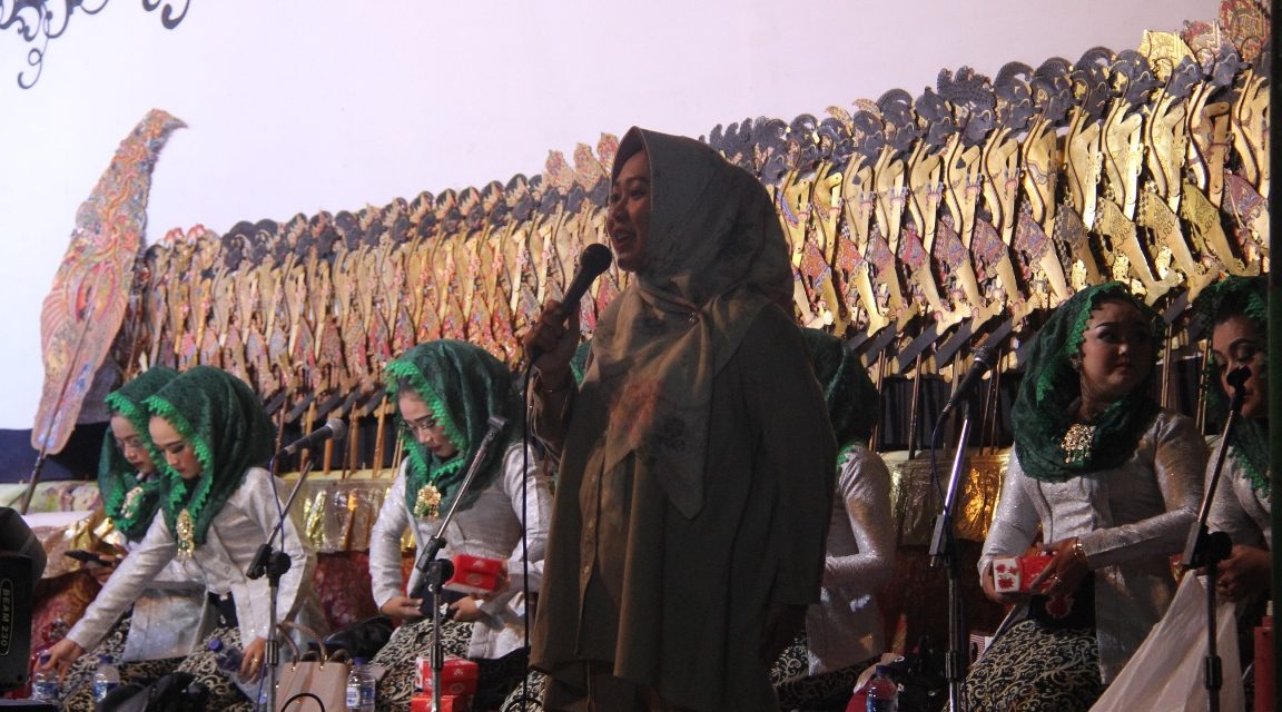 Selakambang Gelar Grebeg Suran di Watu Kambang