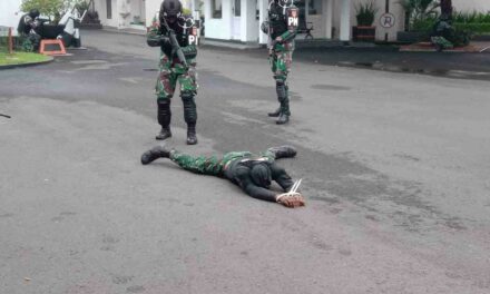 Dini Hari, TNI Bersenjata Lengkap Beroperasi di Jantung Kota Purbalingga. Ada Apa?