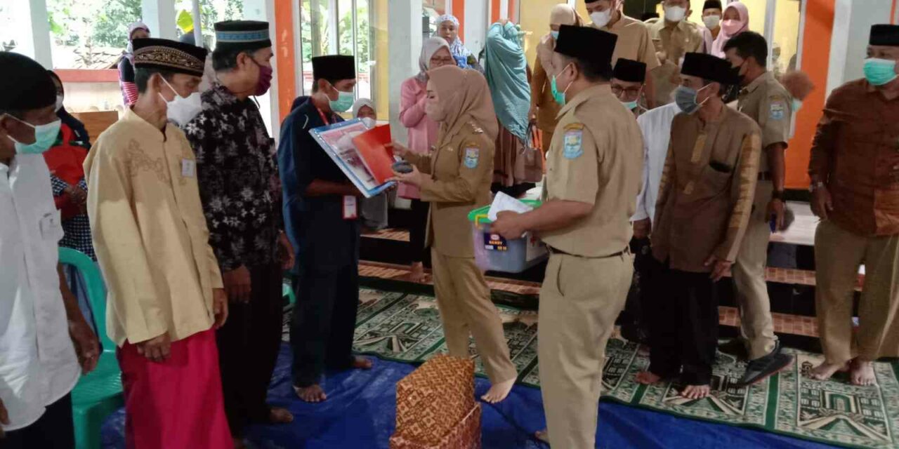 Bupati Akan Bantu Ruang Serba Guna Masjid Uswatun Khasanah Sidanegara