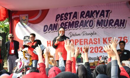 Bupati Tiwi : Koperasi Harus Kompetitif Ikuti Perkembangan Zaman