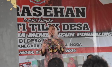 Bupati Tiwi Serap Aspirasi Warga Desa Kasih dalam Program “Bupati Tilik Desa”