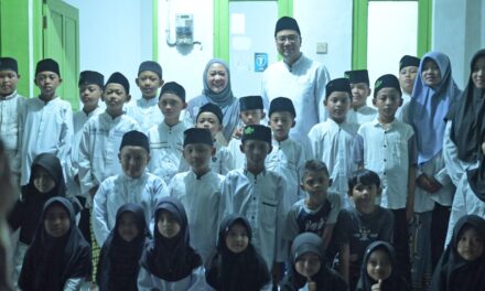 Bupati Tiwi Soroti Pentingnya Pendampingan Anak dalam Pemanfaatan Teknologi