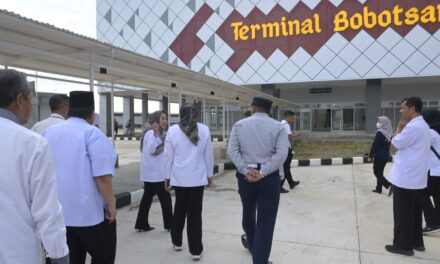 Bupati Tiwi dan Wabup Sudono Monitoring Pembangunan Terminal Bobotsari