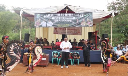 Karag Hills Berbudaya, Wabup Dimas Tegaskan Tidak Anti Kesenian Ebeg