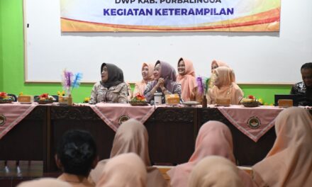 Jaga Citra Positif Pemerintah, Bupati Tiwi Pesan Istri ASN Tidak ‘Flexing’