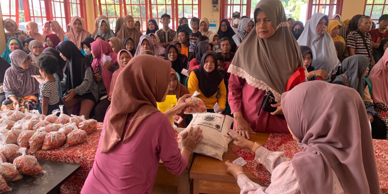 Jelang Lebaran, Pemprov Jateng bersama DKPP Purbalingga Salurkan Subsidi Pangan