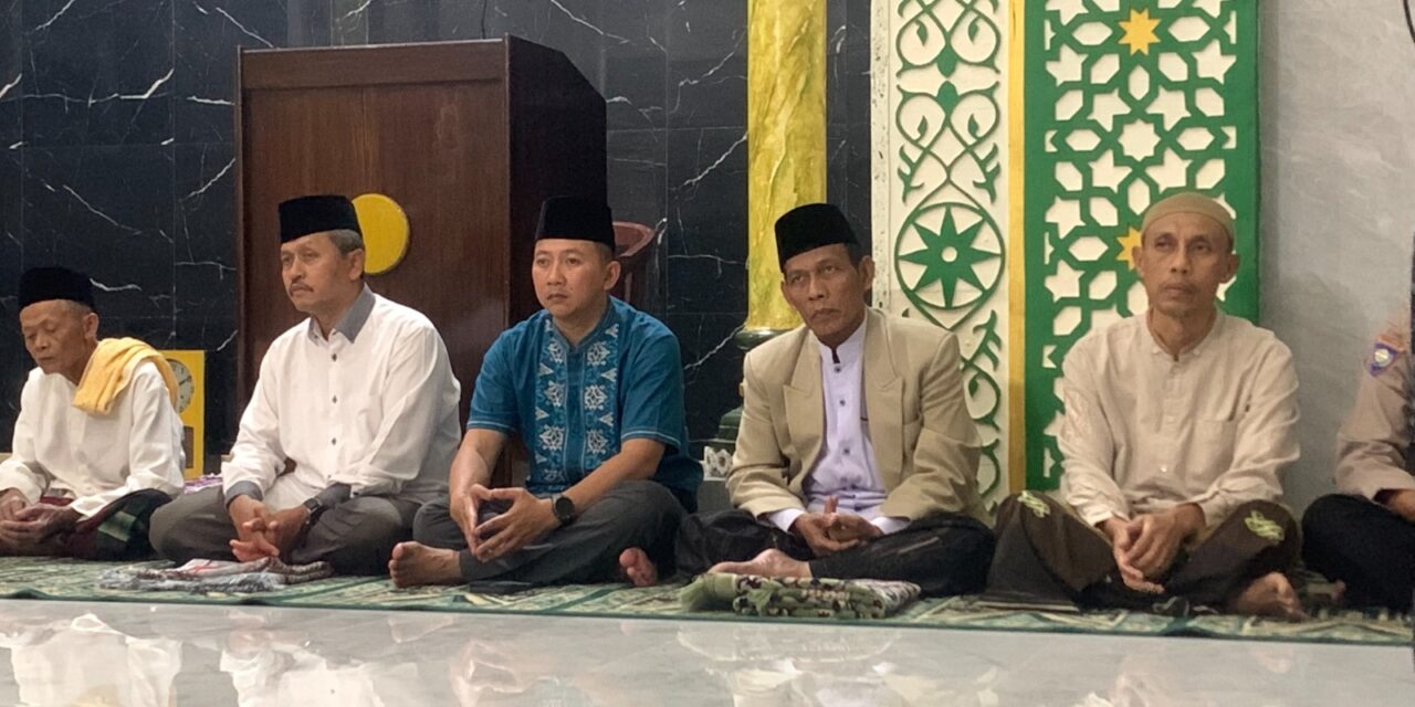 Tarawih Keliling di Langkap, Pemkab Purbalingga Ajak Warga Bersinergi Bangun Daerah