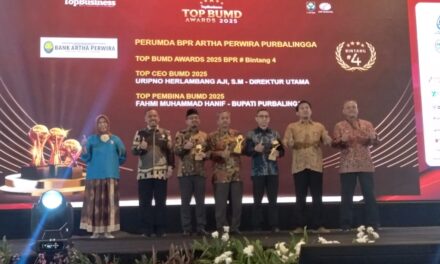 BPR Artha Perwira Raih Penghargaan TOP BUMD Award 2025