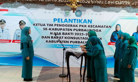 Ketua TP PKK Kabupaten Purbalingga Lantik 18 TP PKK Kecamatan