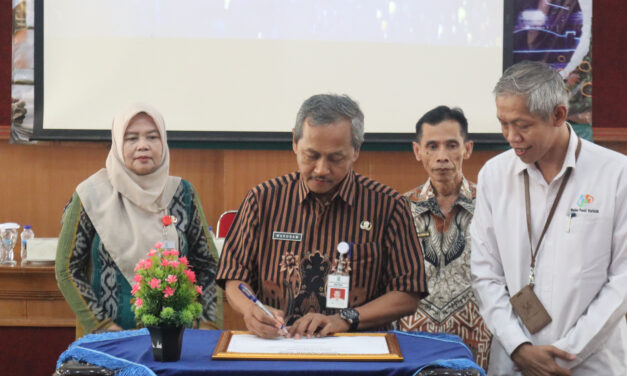 BPS Purbalingga Gelar Bimtek Statistik Sektoral Sekaligus Canangkan Desa Kebutuh Sebagai Desa Cantik 2025