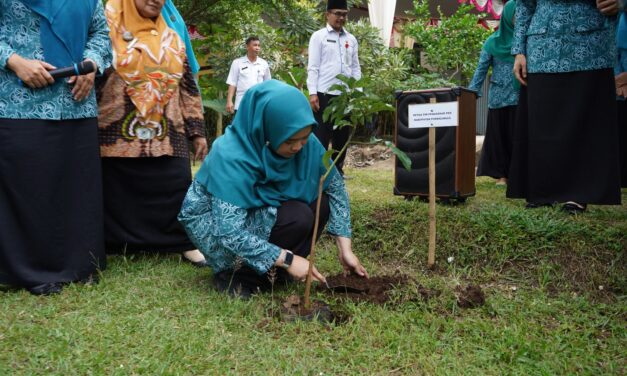 PKK Purbalingga Ajak Warga Manfaatkan Pekarangan Lewat Gerakan Rabu Pon