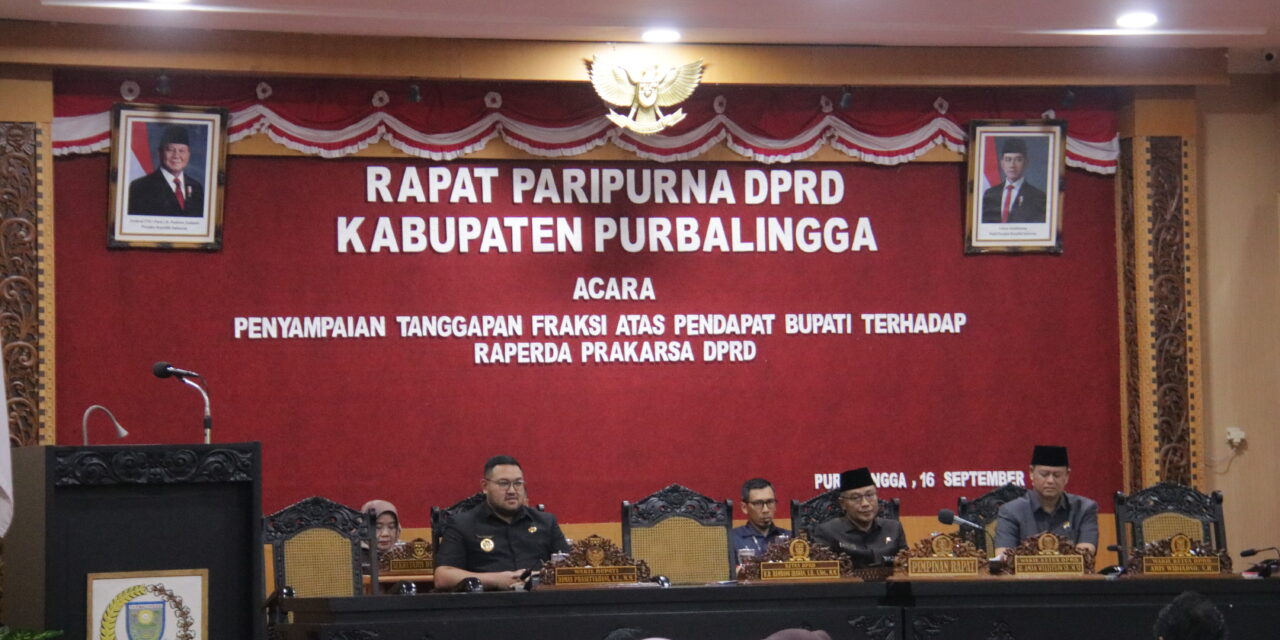 Fraksi DPRD Serahkan Tanggapan atas Pendapat Bupati terhadap 4 Raperda Prakarsa