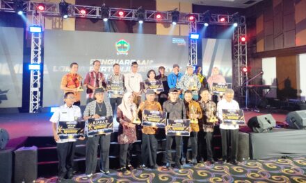 Diskominfo Jateng Apresiasi FK Metra dan KIM dalam Penganugerahan Lomba 2025