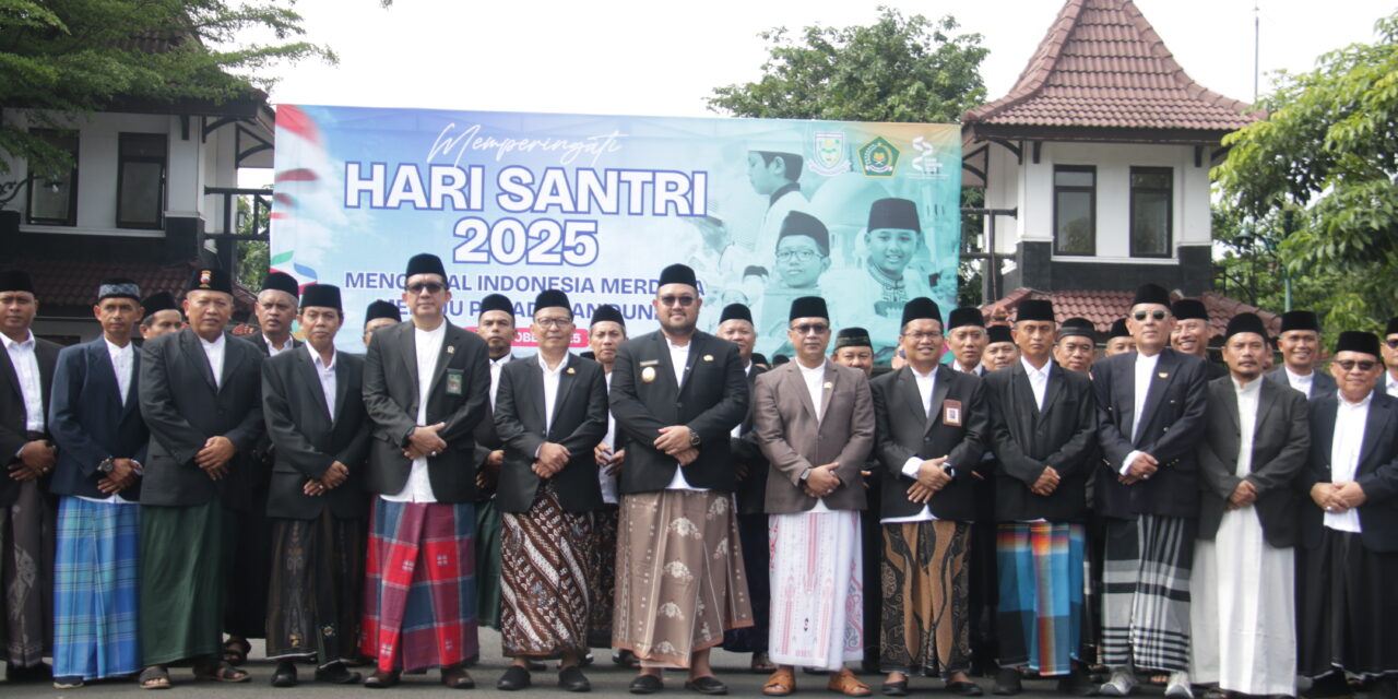 Apel Peringatan Hari Santri Nasional 2025, Santri Didorong Kuasai Ilmu dan Teknologi