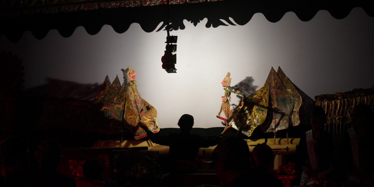 Enam Dalang Muda Purbalingga Pentaskan Parade Wayang Kulit di Tangine Seni Budaya ke-3