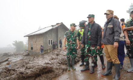 Ribuan Warga Terdampak Banjir dan Longsor, Pangdam IV/Diponegoro Pastikan Dukungan untuk Purbalingga