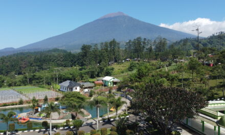 Jadi Magnet Wisata Lebaran, Ribuan Pengunjung Padati D’Las Serang