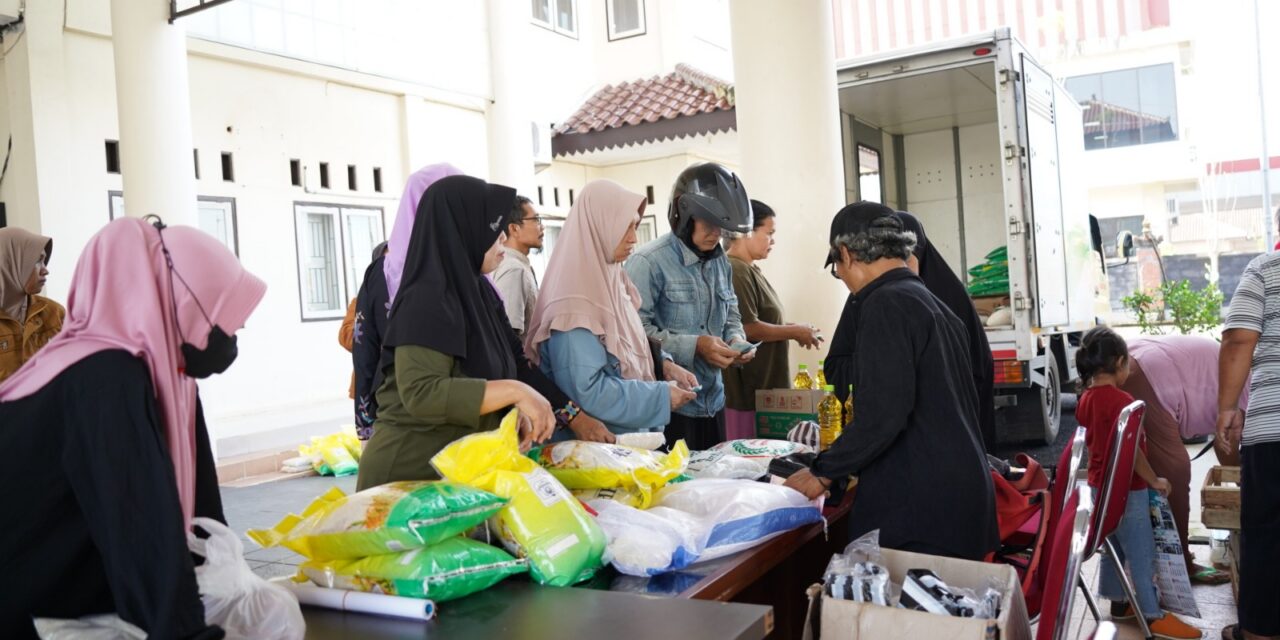 Harga Lebih Terjangkau, Gerakan Pangan Murah Disambut Antusias Warga Purbalingga