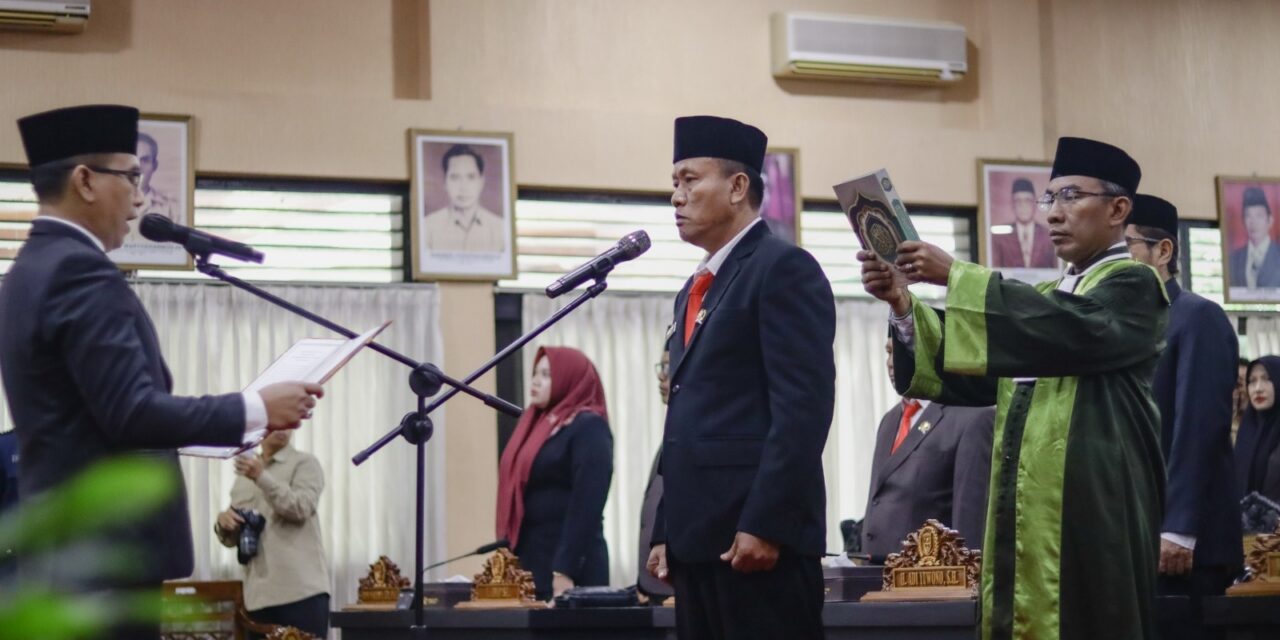 Slamet Resmi Dilantik sebagai Anggota PAW DPRD Purbalingga