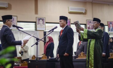 Slamet Resmi Dilantik sebagai Anggota PAW DPRD Purbalingga